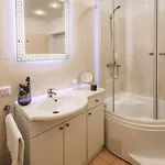 Apartment Spacious 5-bedroom Art Nouveau - Valdemara Riga