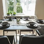 Apartment Spacious 5-bedroom Art Nouveau - Valdemara