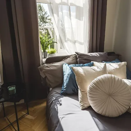 Spacious 5-bedroom Art Nouveau - Valdemara