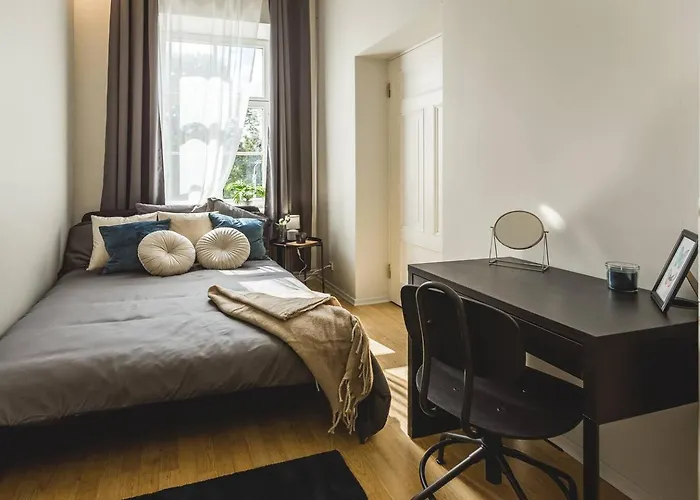 Spacious 5-bedroom Art Nouveau - Valdemara Apartment