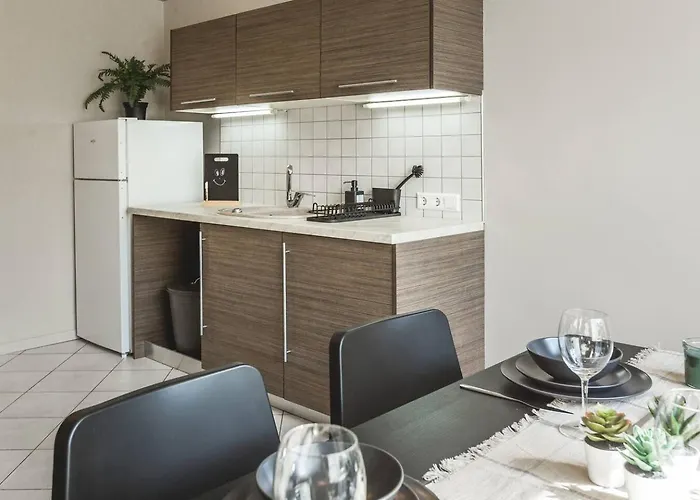 Spacious 5-bedroom Art Nouveau - Valdemara